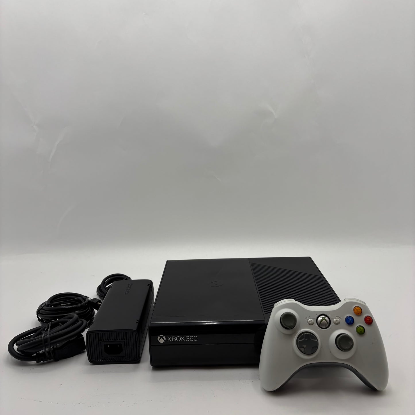 Microsoft Xbox 360 E 4GB Console Gaming System Black 1538