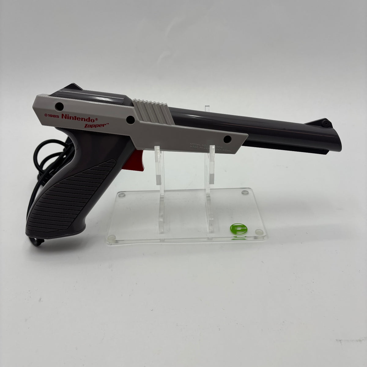 Nintendo NES Zapper Gray NES-005 – PayMore University City