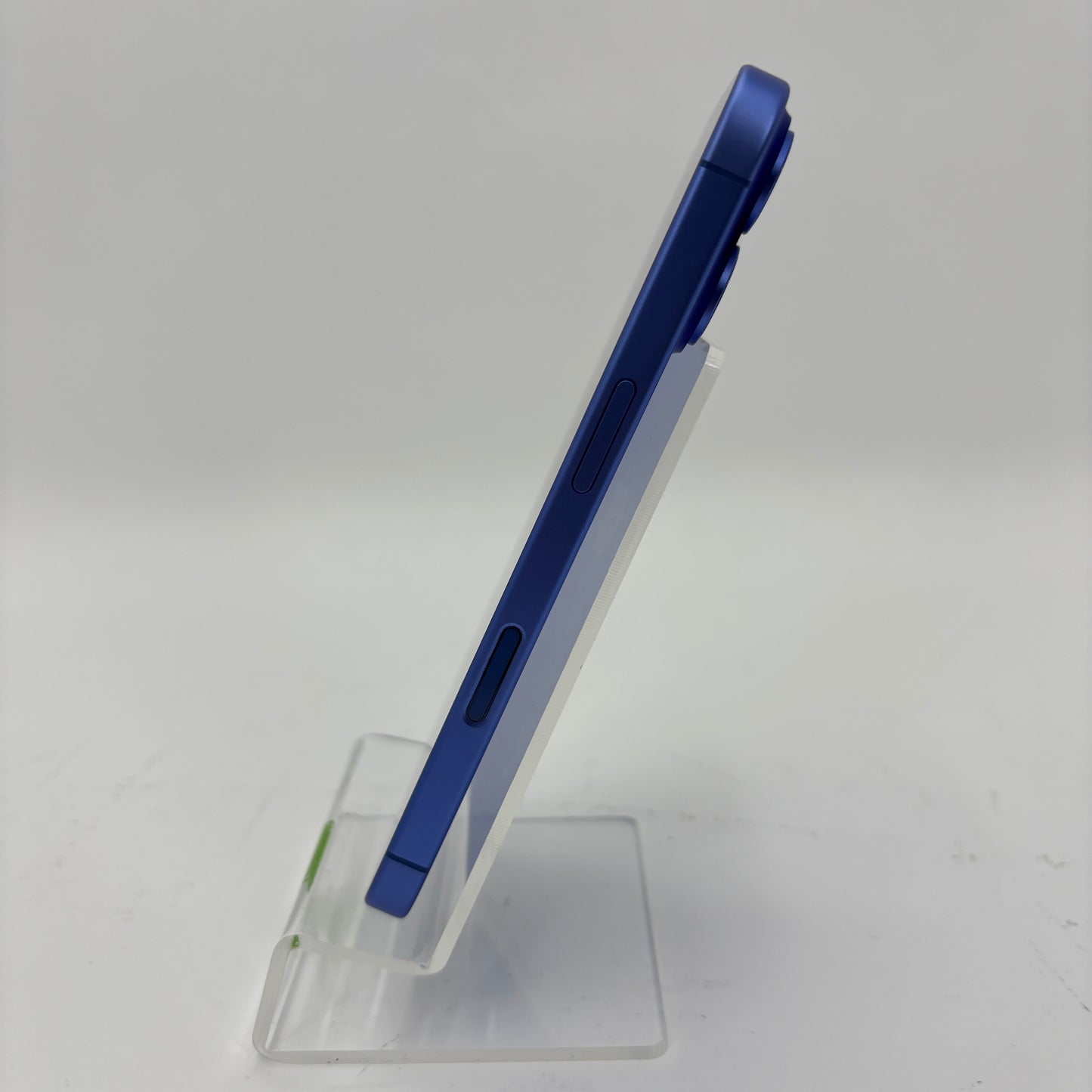 Unlocked Apple iPhone 16 128GB Ultramarine MYAT3LL/A