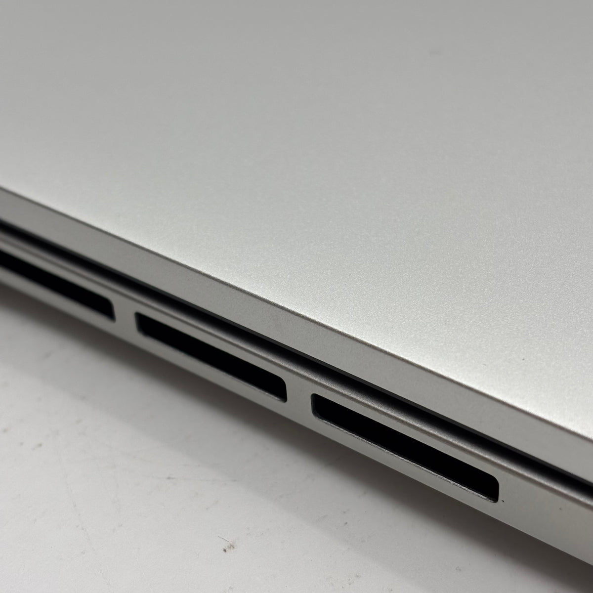 Dell Pro 16 Plus PB16250 16" Core Ultra 5 238V 2.1GHz 32GB RAM 256GB SSD