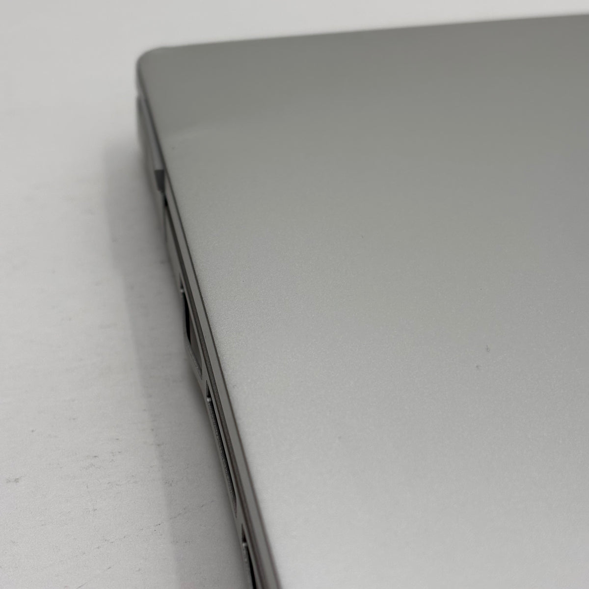 Dell Pro 16 Plus PB16250 16" Core Ultra 5 238V 2.1GHz 32GB RAM 256GB SSD
