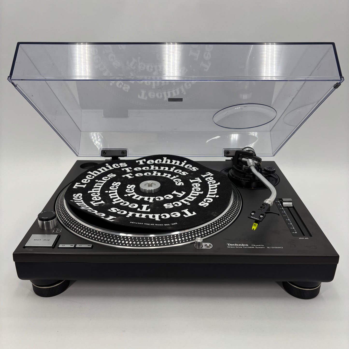 Technics Turntable SL-1210MK2 Direct Drive Turntable System